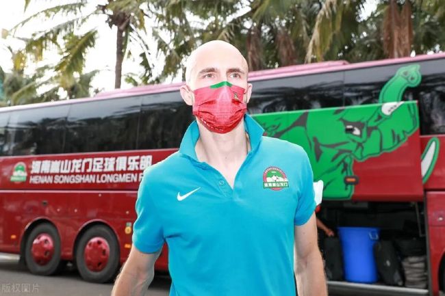晚间英超独角戏，利物浦 VS 纽卡斯尔联，轩辕解球、常胜红单等人带来赛事解析。